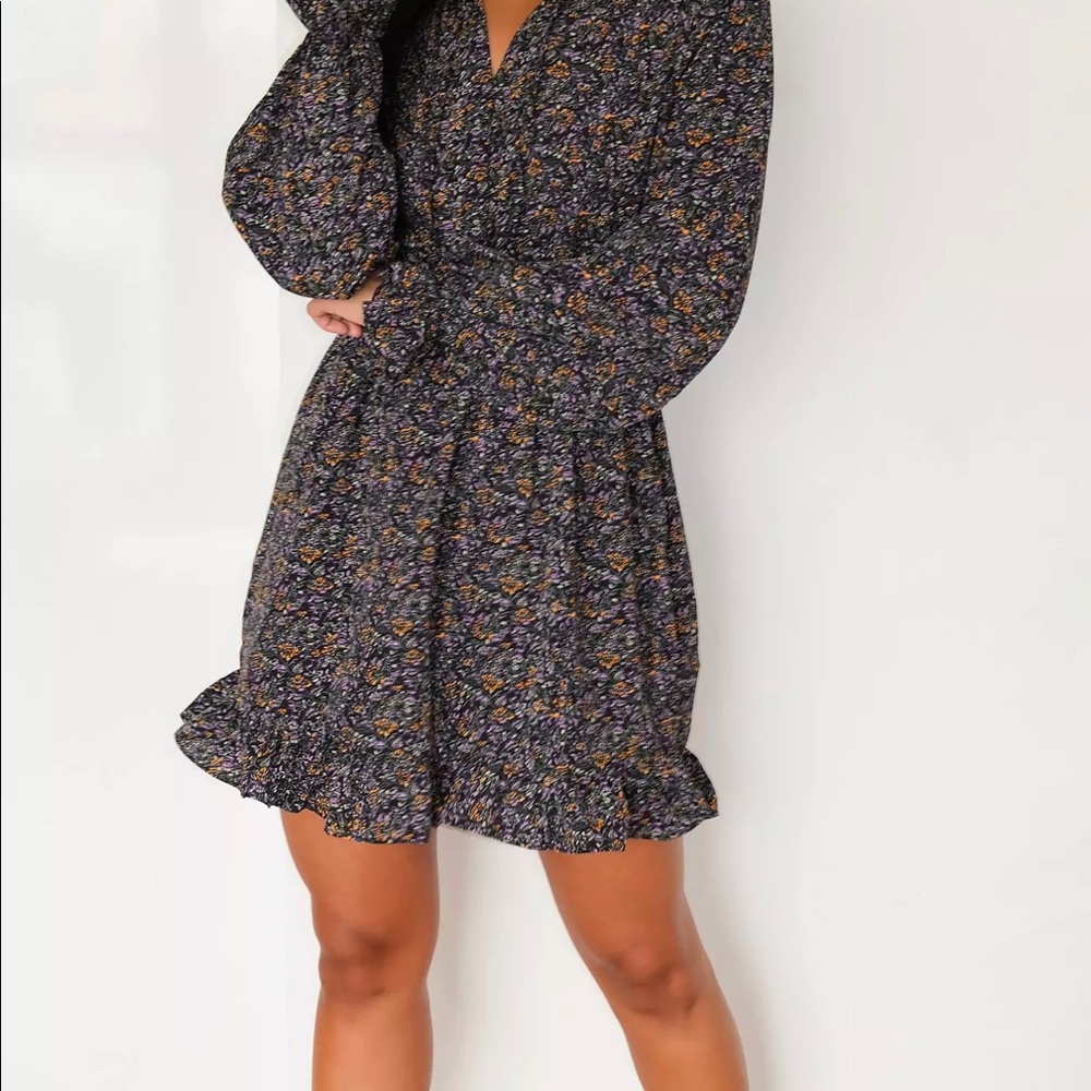 Key hole smock dress